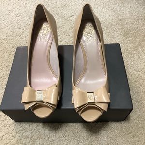 Vince Camuto nude heels